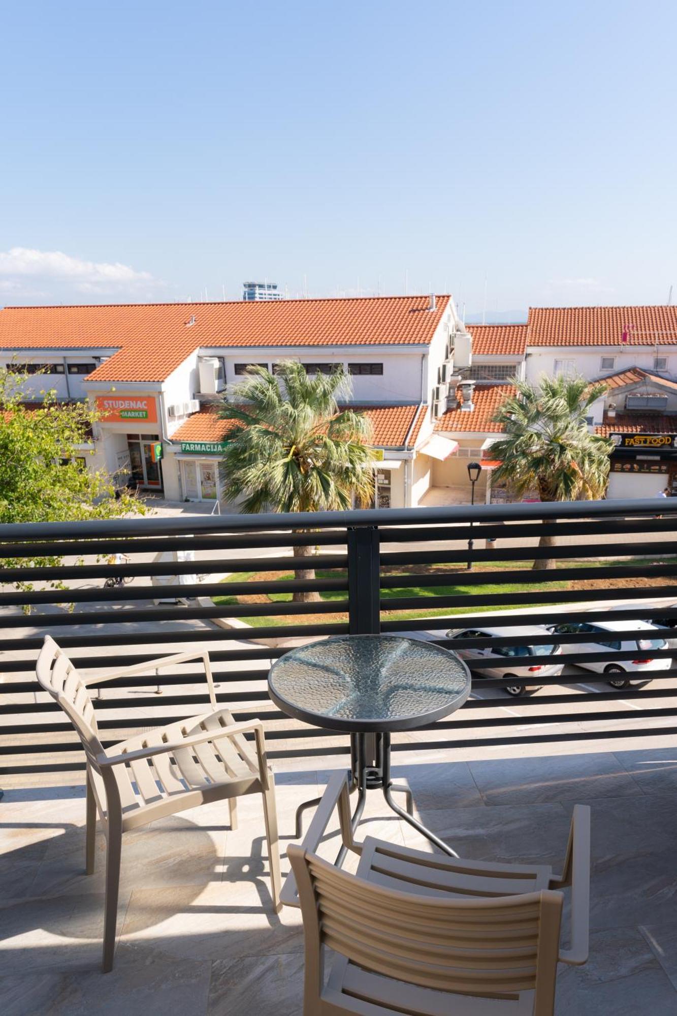 וודיצה Apartments Centar מראה חיצוני תמונה